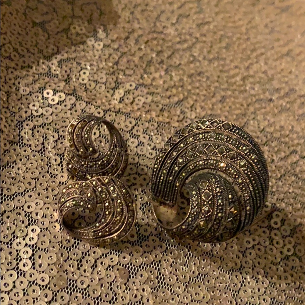 Vintage sterling brooch and earring set